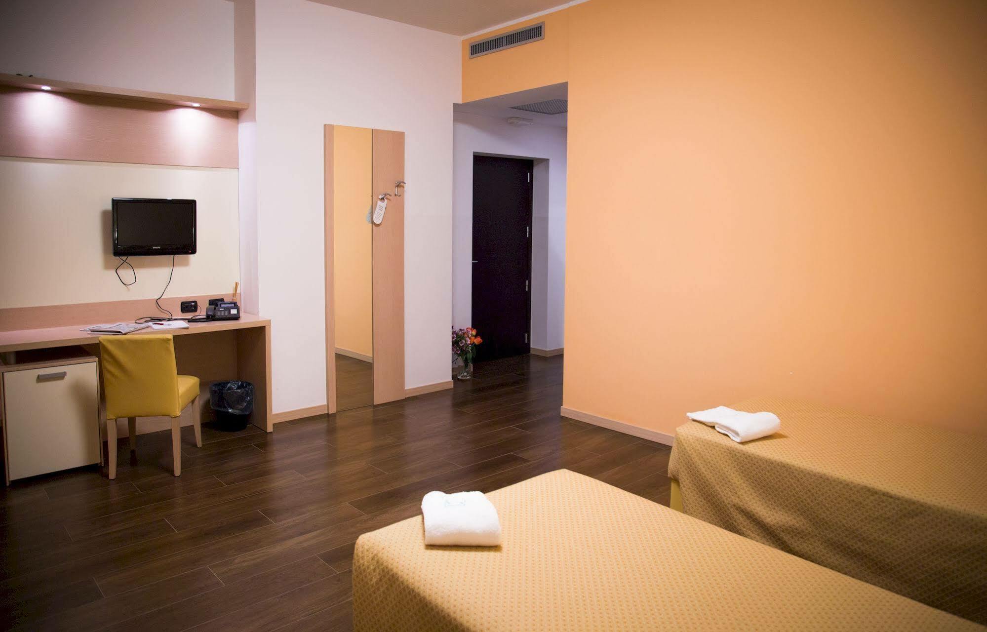 Groane Hotel Residence Cesano Maderno Exteriér fotografie